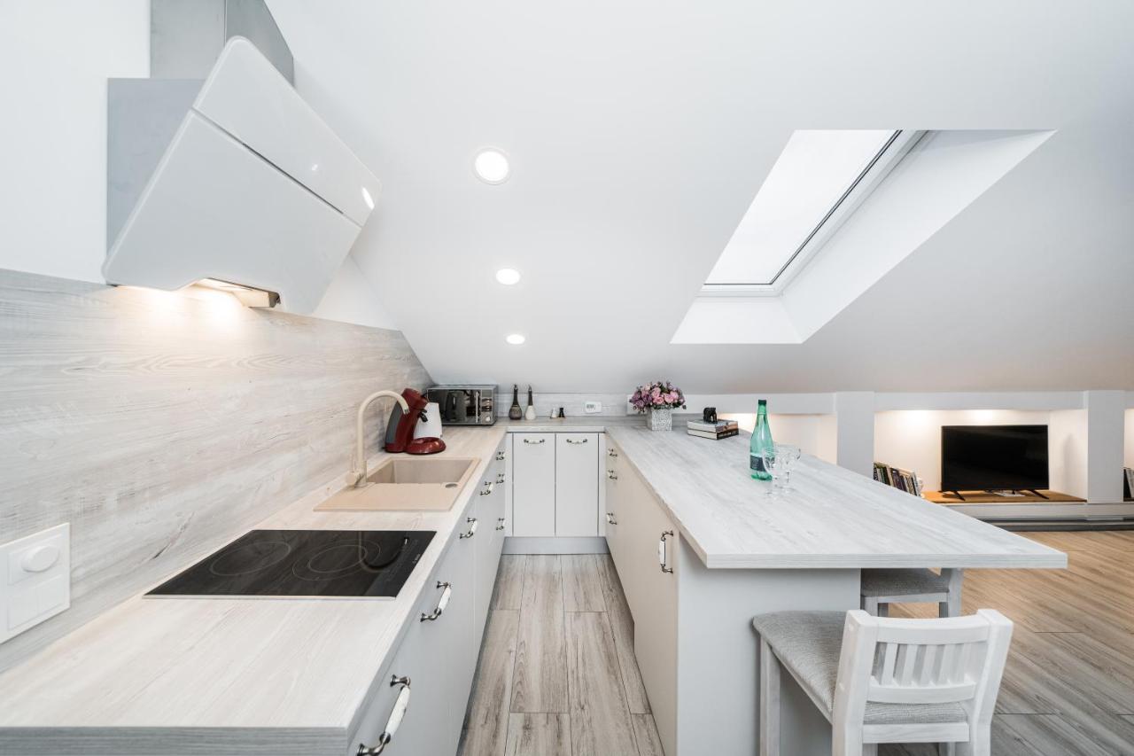 Knygu Namai Apartment Каунас Екстериор снимка
